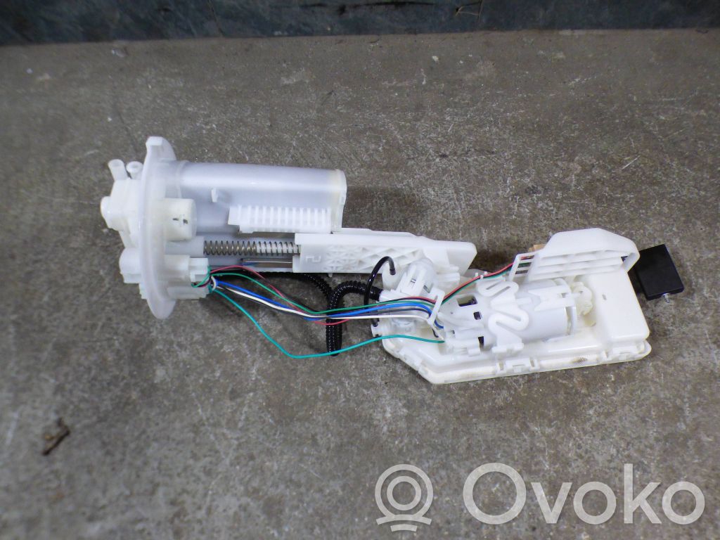 Toyota Corolla E210 E21 Bomba interna de combustible 