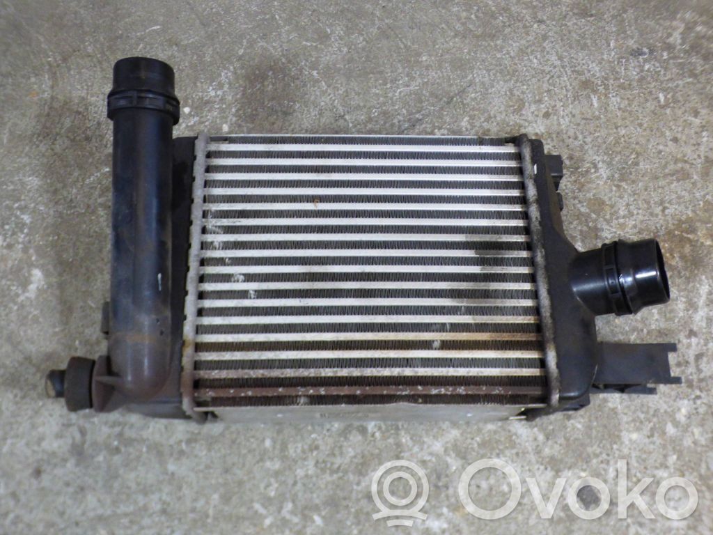 Renault Clio IV Interkūlerio radiatorius 