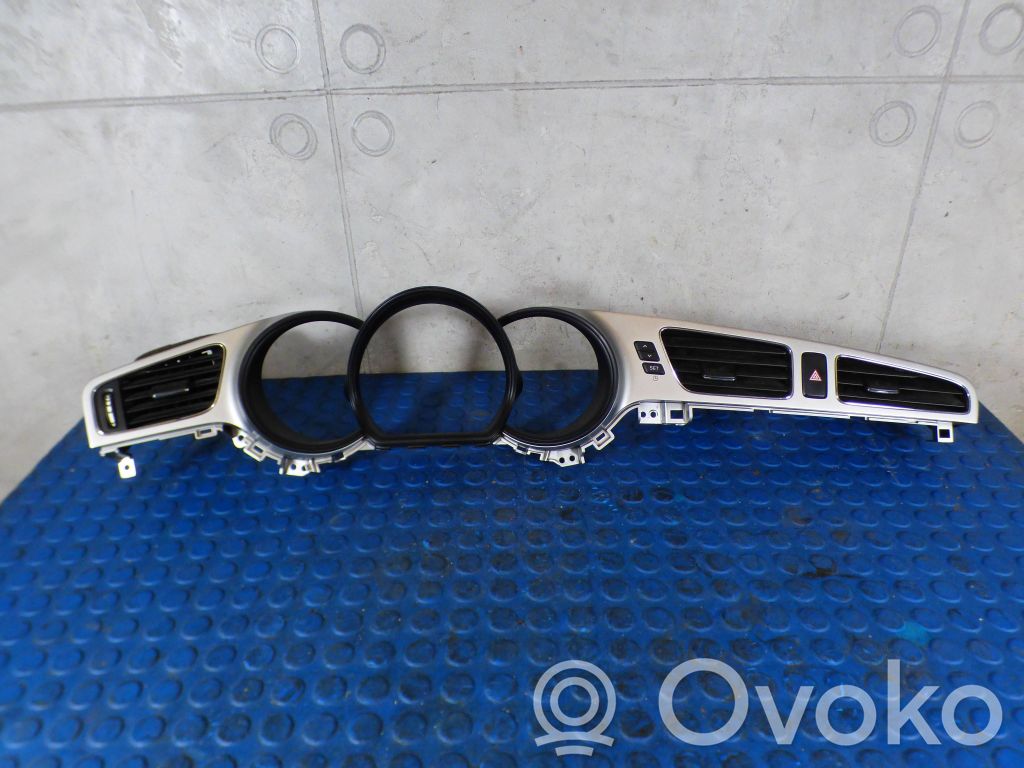 KIA Ceed Moldura del panel 
