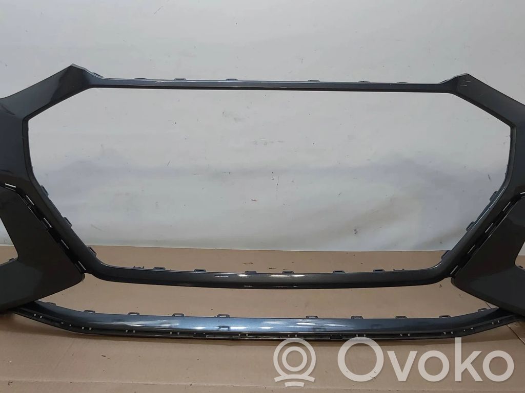 Audi Q3 F3 Parachoques delantero 