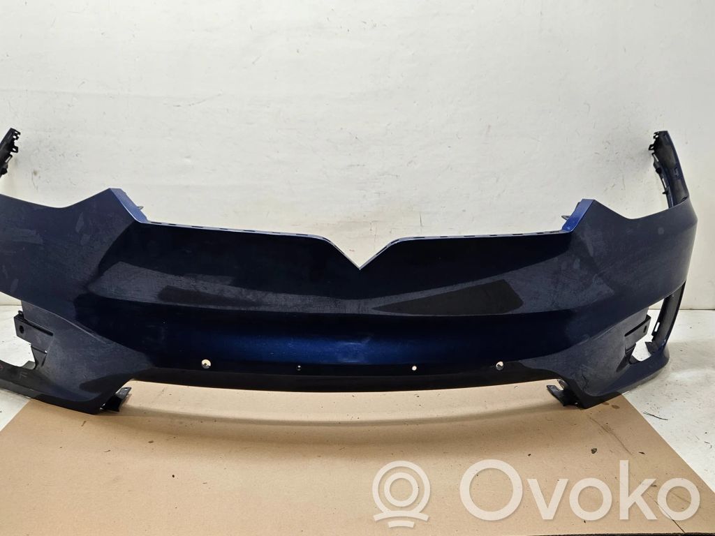 Tesla Model X Priekinis bamperis 