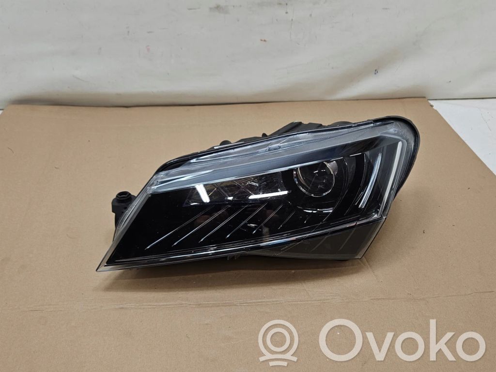 Skoda Superb B8 (3V) Scheinwerfer 