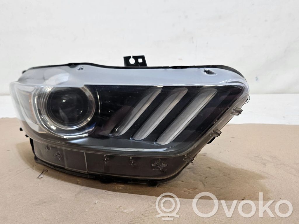 Ford Mustang VI Scheinwerfer 