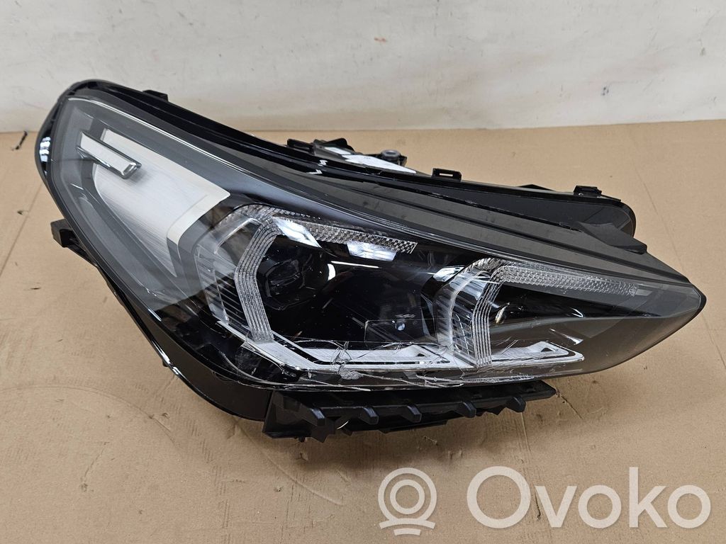 BMW X1 U11 Scheinwerfer 