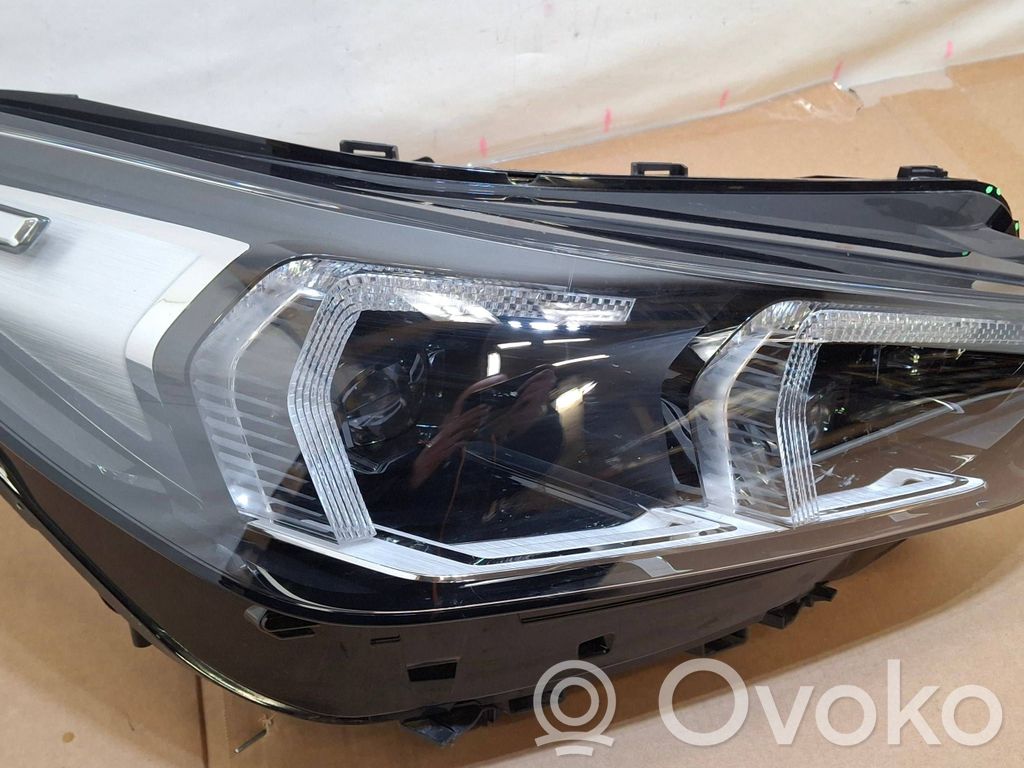 BMW X1 U11 Scheinwerfer 