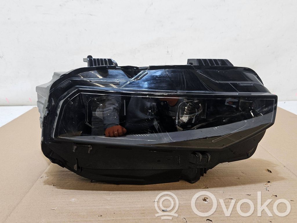 Lynk & co 01 Scheinwerfer 