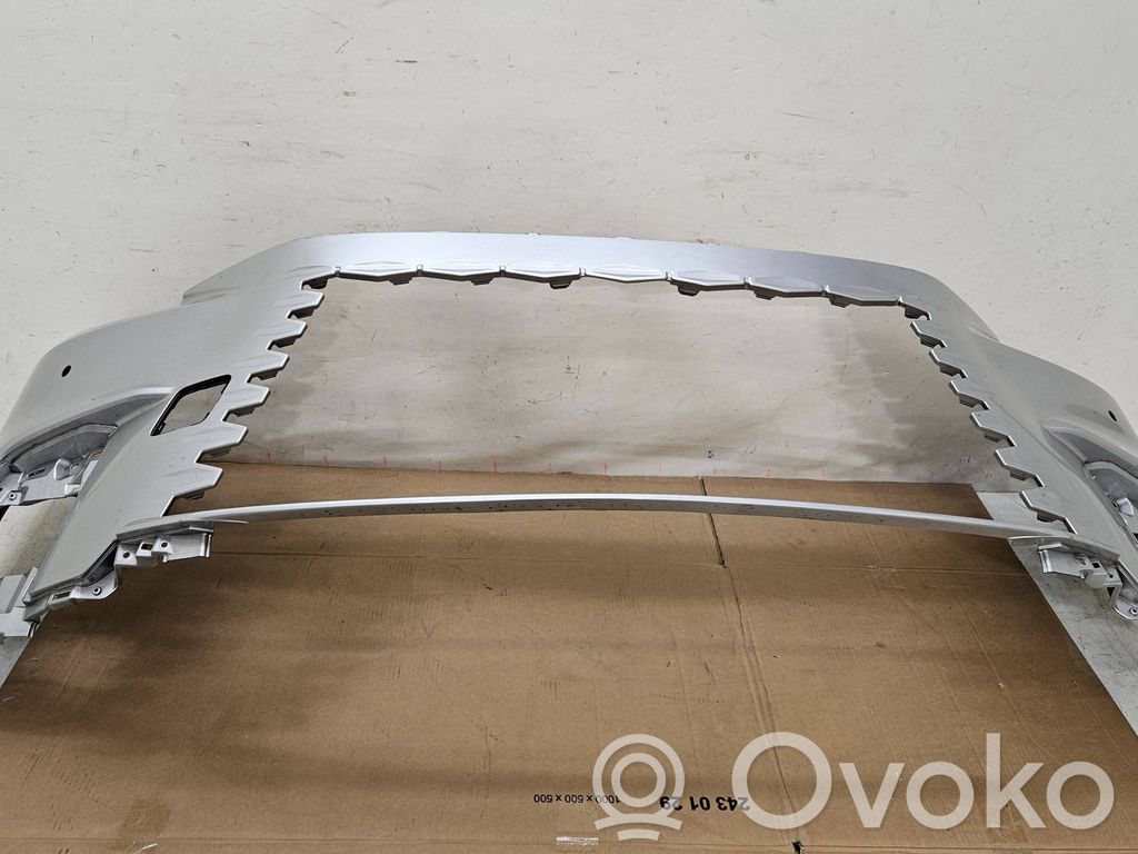 Lexus LBX Parachoques delantero 