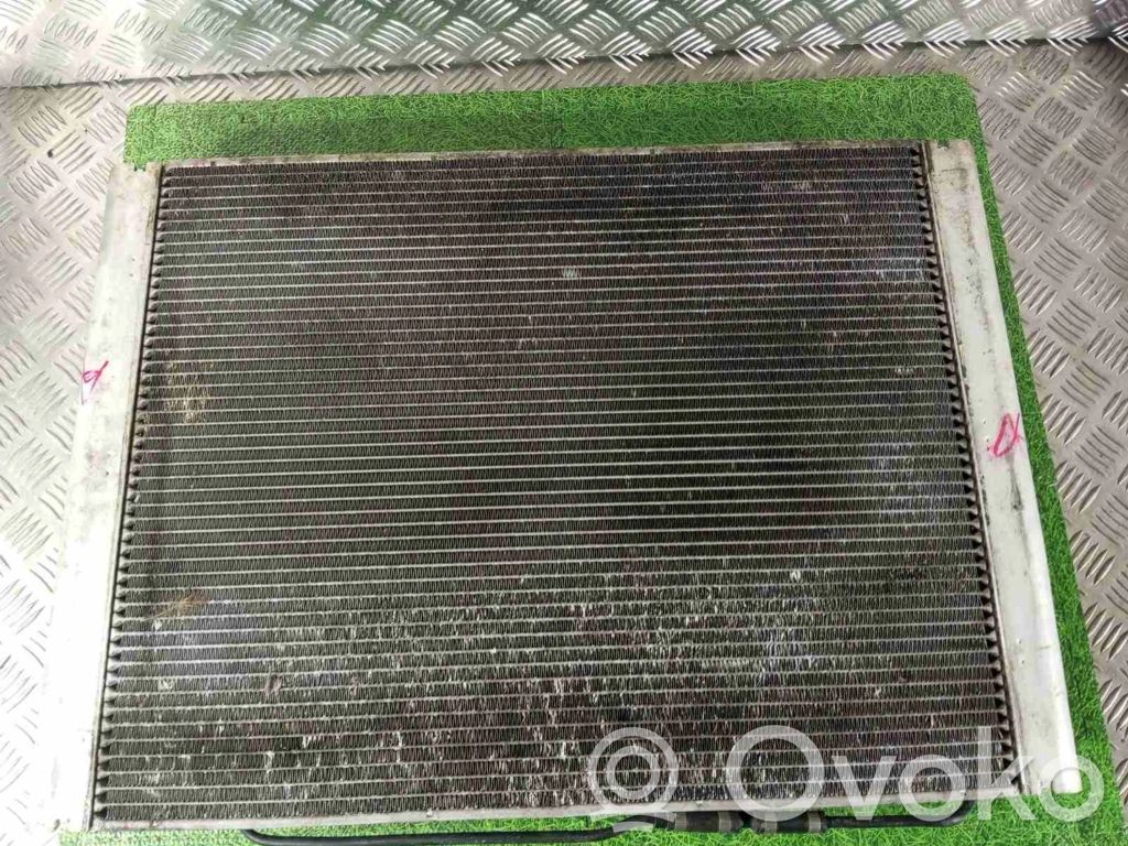 BMW M5 Dzesēšanas šķidruma radiators 