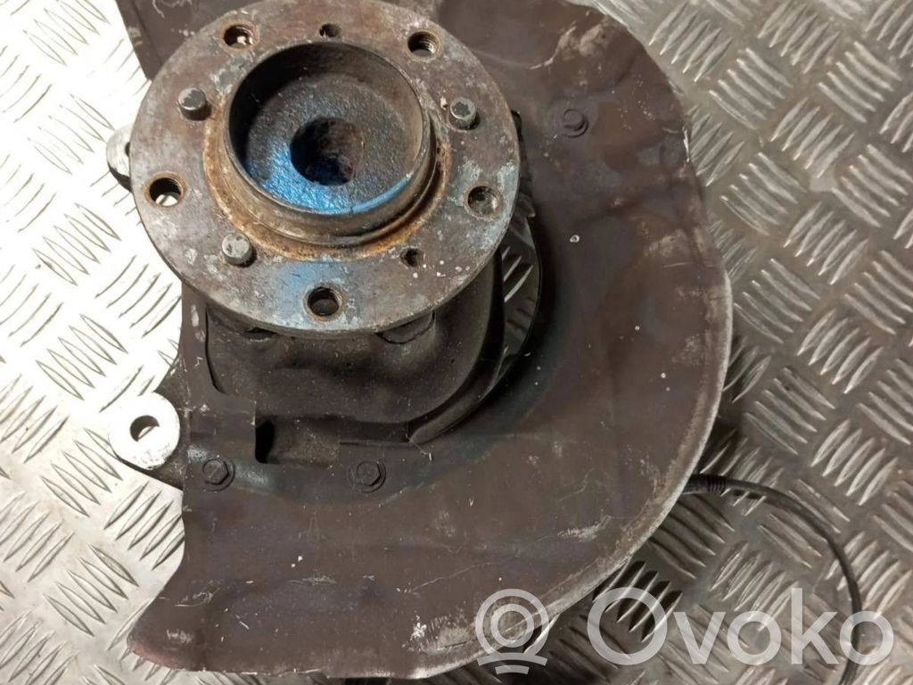 BMW M5 Kita priekinės važiuoklės dalis 