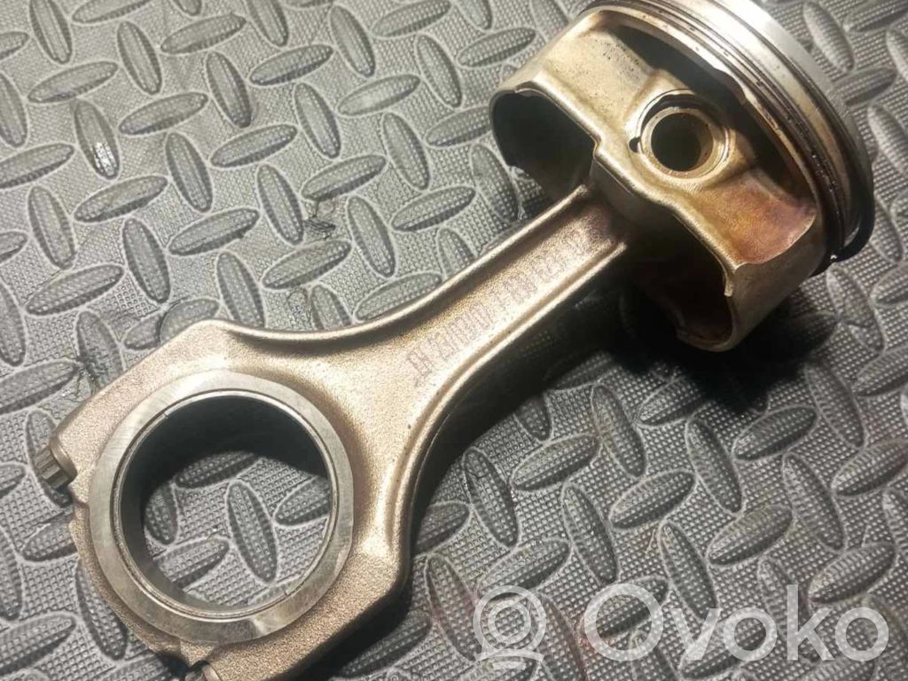 BMW M5 Piston 