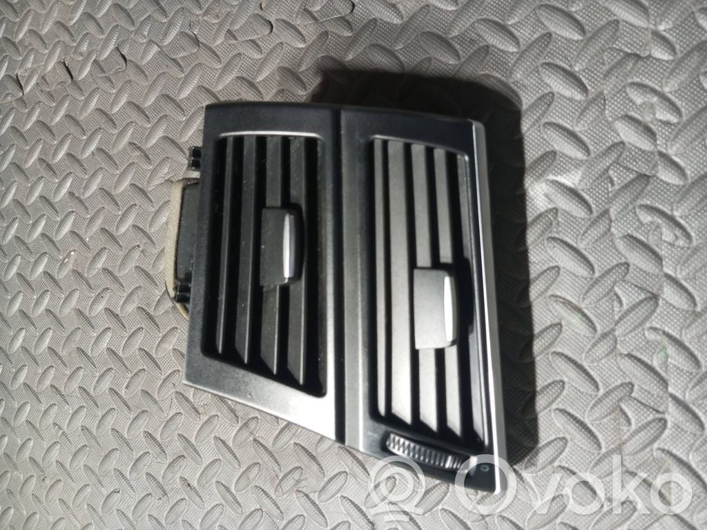 BMW X5 E70 Moldura protectora de la rejilla de ventilación lateral del panel 