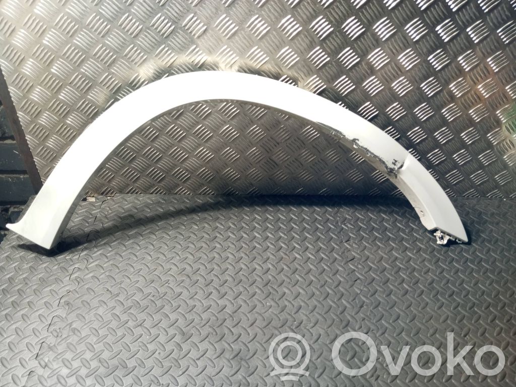 BMW X5M E70 Front arch trim 