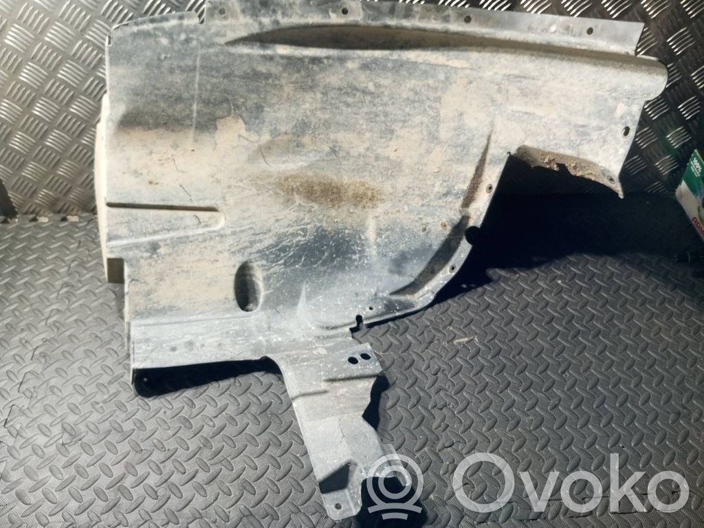 BMW X5M E70 Front wheel arch liner splash guards 