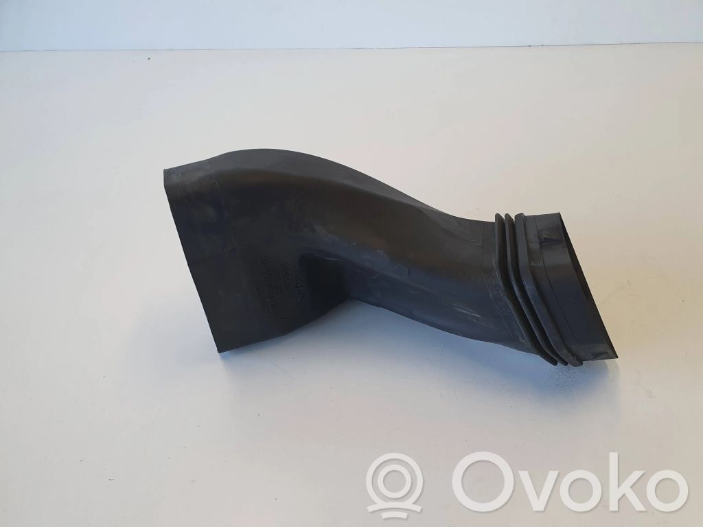 BMW 1 E82 E88 Air intake duct part 