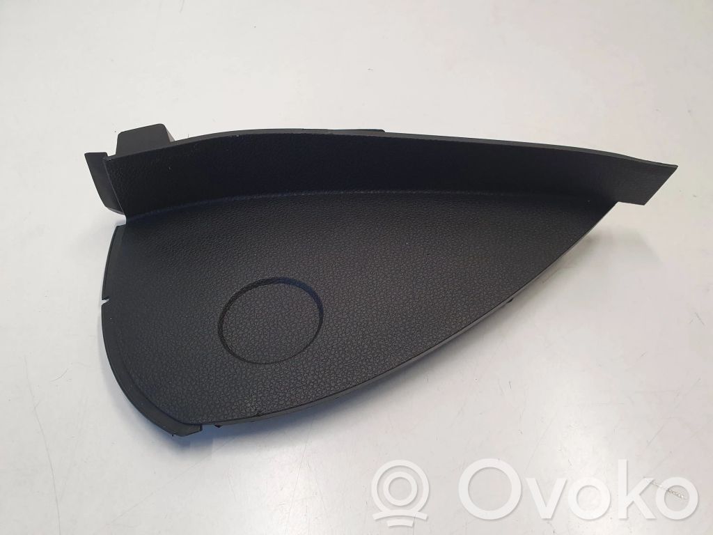 BMW 1 E82 E88 Dashboard side end trim 