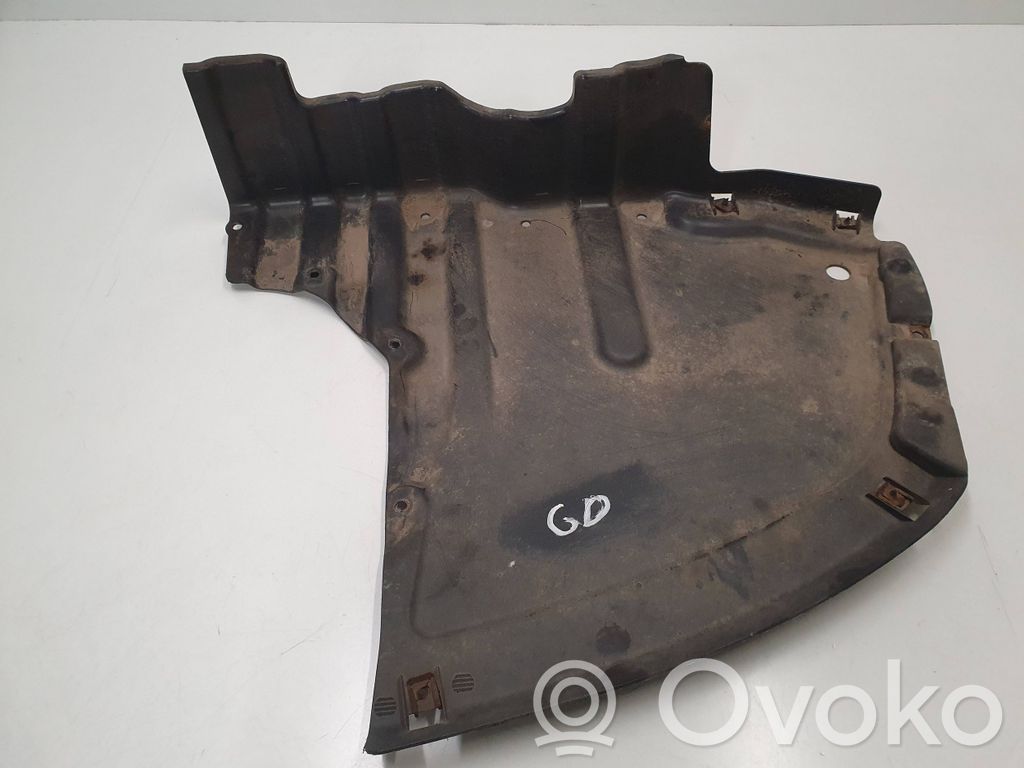 BMW 1 E82 E88 Galinio bamperio dugno apsauga 