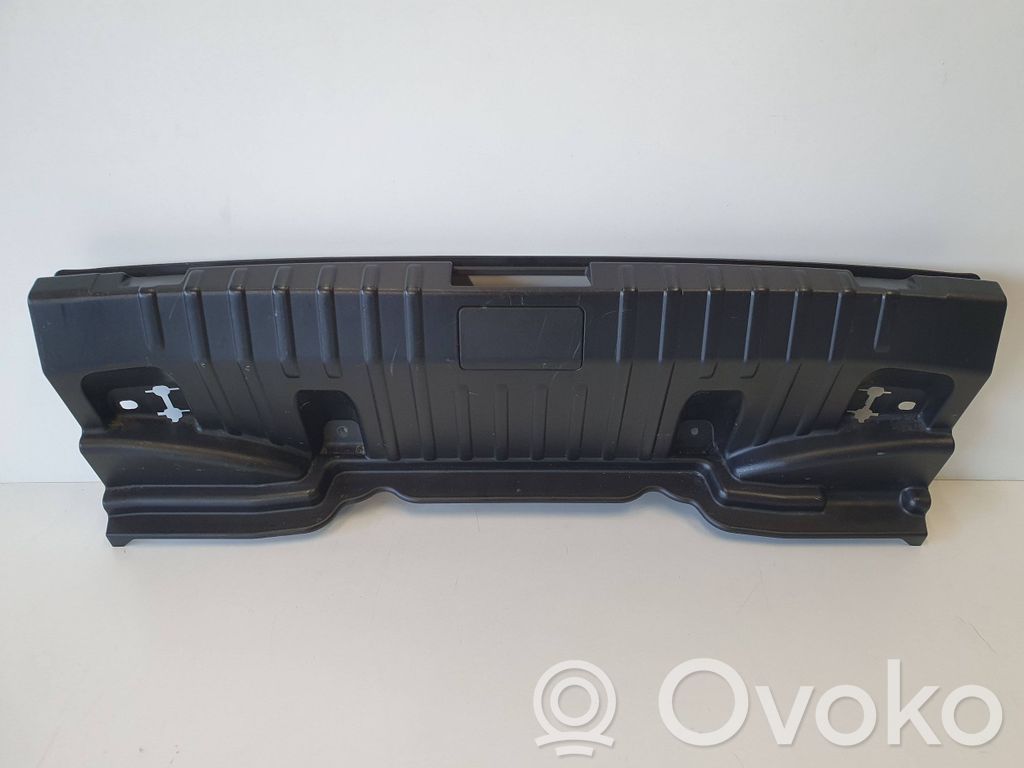 BMW 1 E82 E88 Bagažinės slenksčio apdaila 