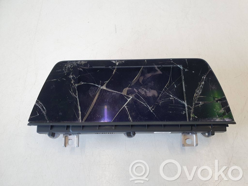 BMW 3 F30 F35 F31 Screen/display/small screen 