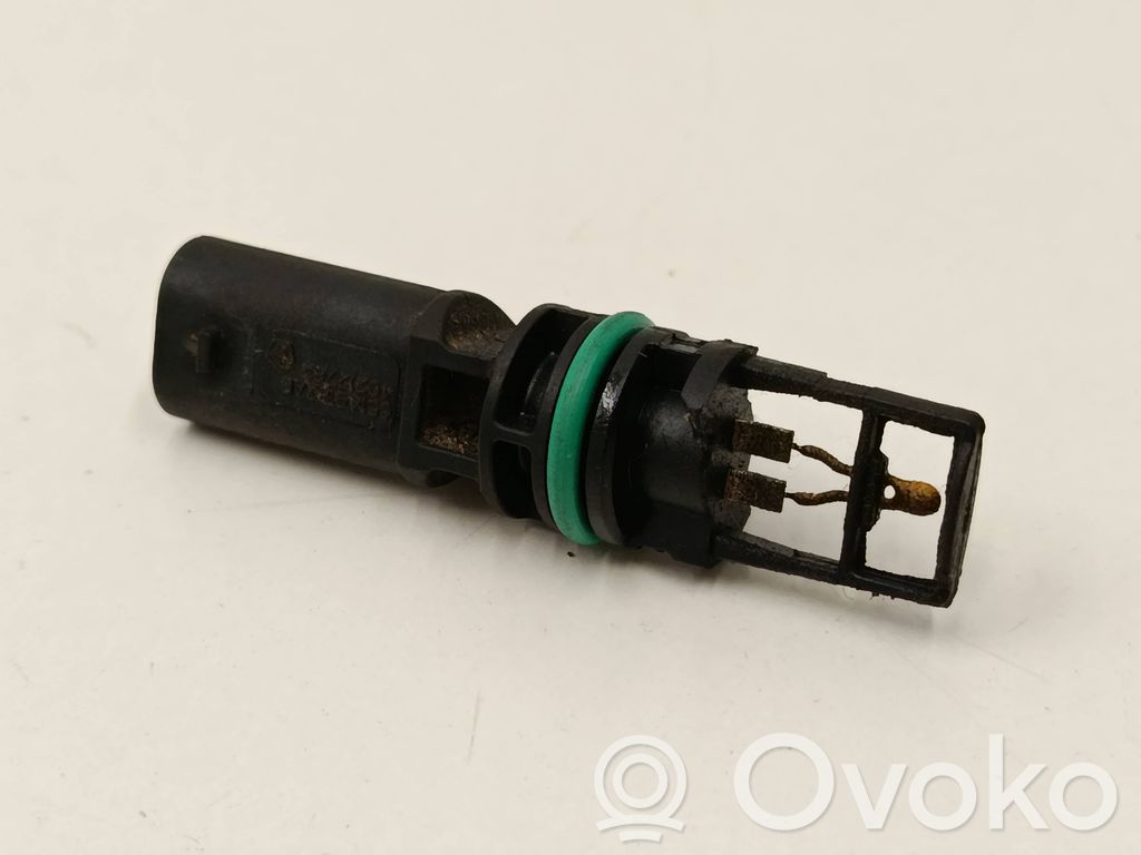 Dodge Challenger Mass air flow meter 