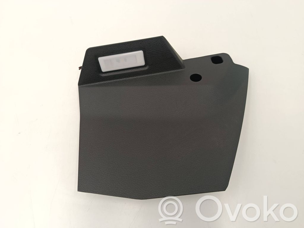BMW 2 F46 Cita veida salona detaļa 