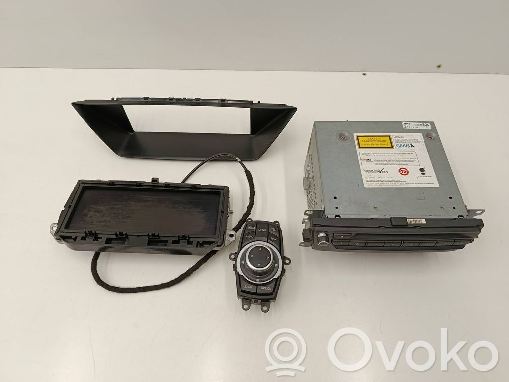 BMW X1 E84 Panel / Radioodtwarzacz CD/DVD/GPS 