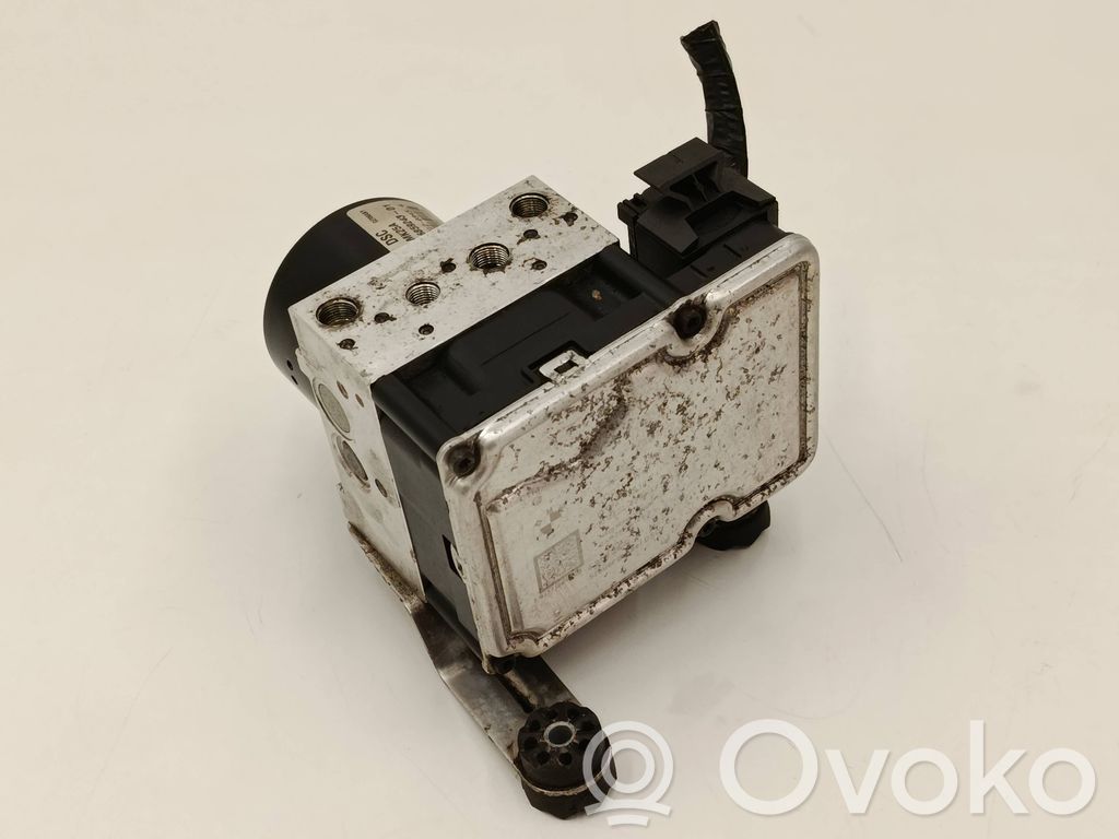 BMW X3 F25 Блок ABS 