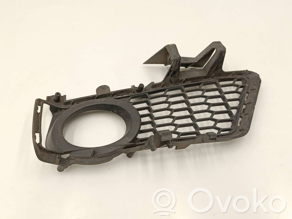 BMW 3 F30 F35 F31 Kratka dolna zderzaka przedniego 