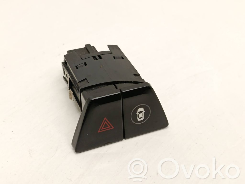 BMW 5 G30 G31 G38 Przycisk świateł awaryjnych 