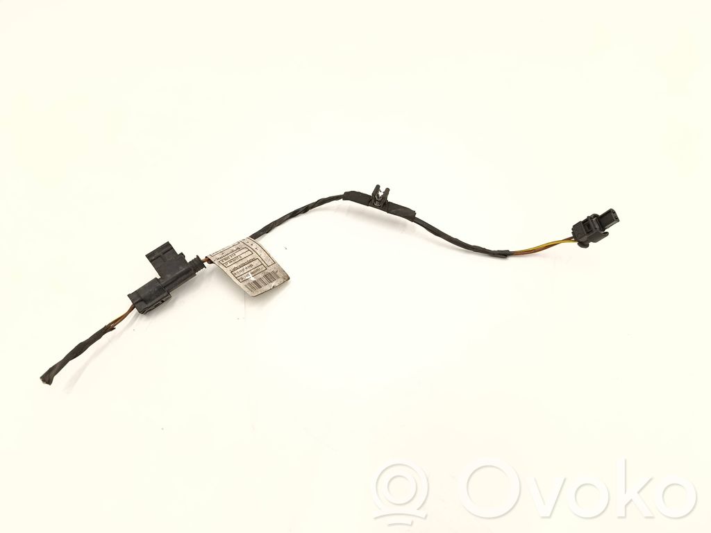 BMW 2 F46 Muu johtosarja 