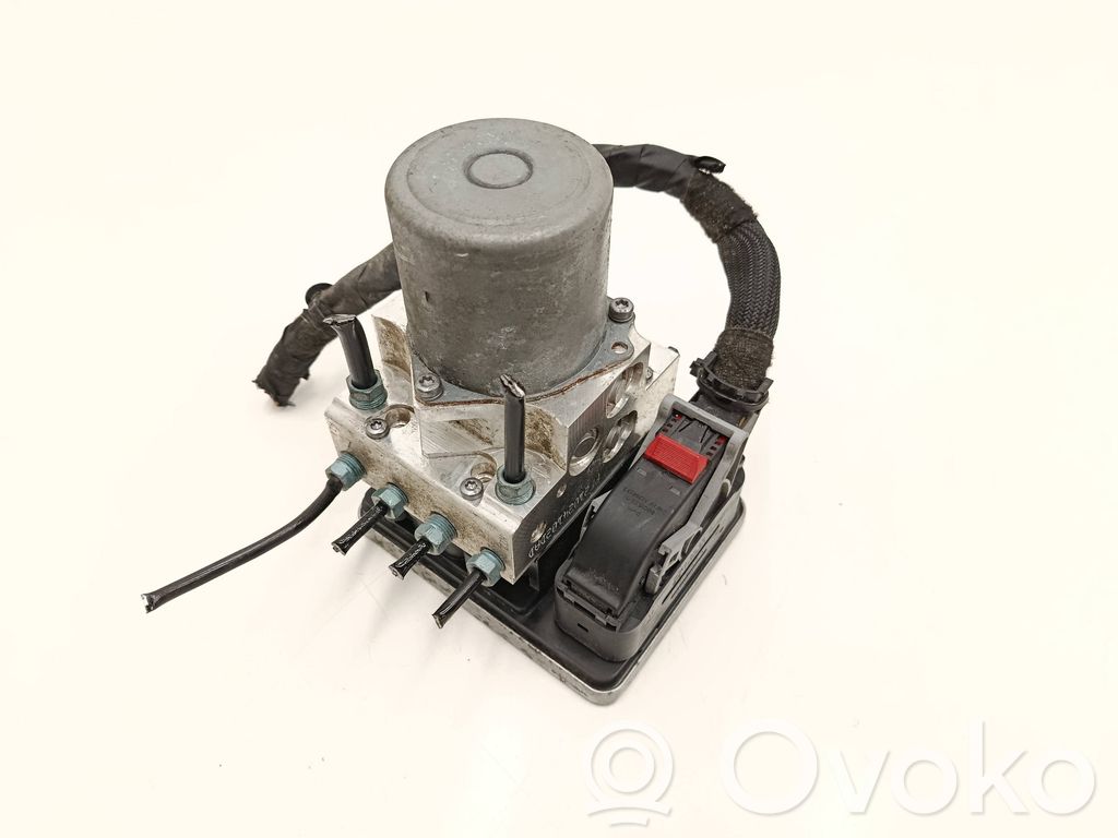 Pompa ABS   5A4F1E2,5A4FA17,8801531