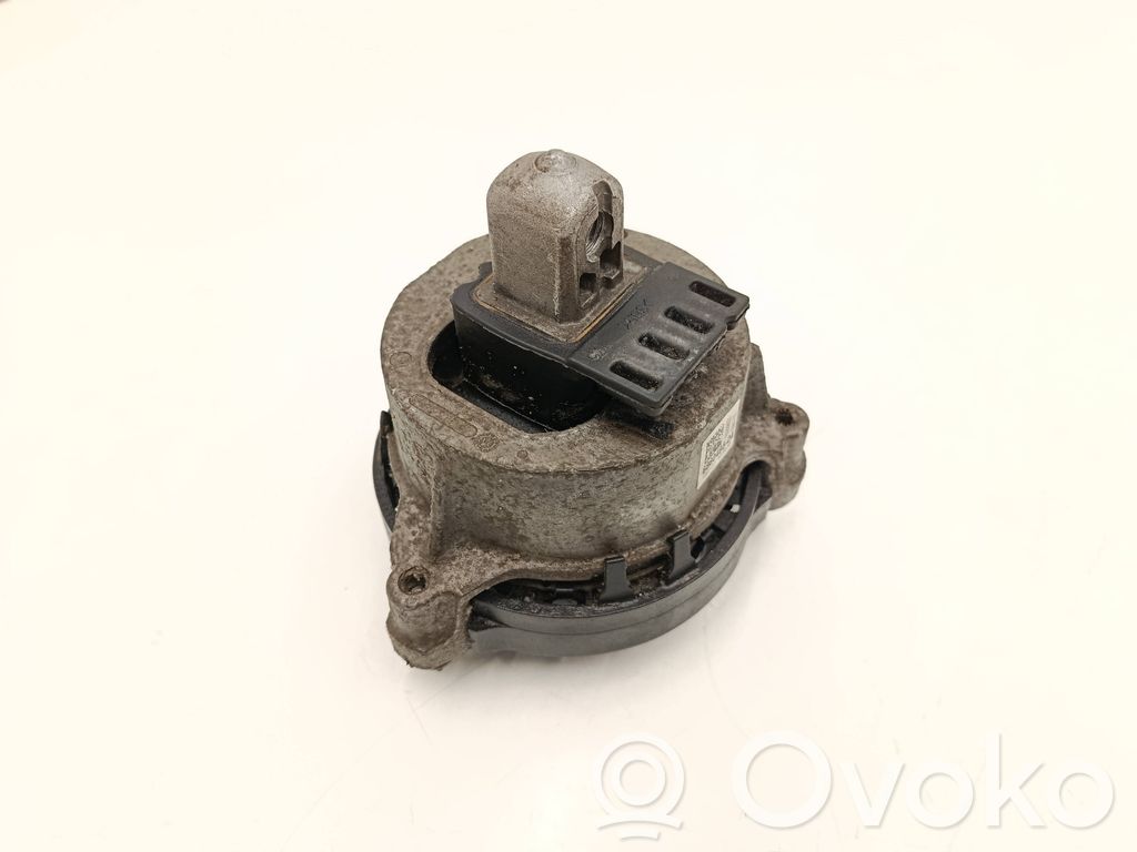 BMW X3 G01 Engine mount bracket 