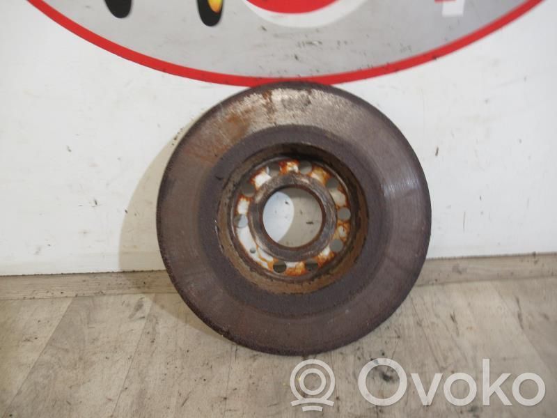 Tarcza hamulca tylnego   5Q0615601D,5Q0615601D