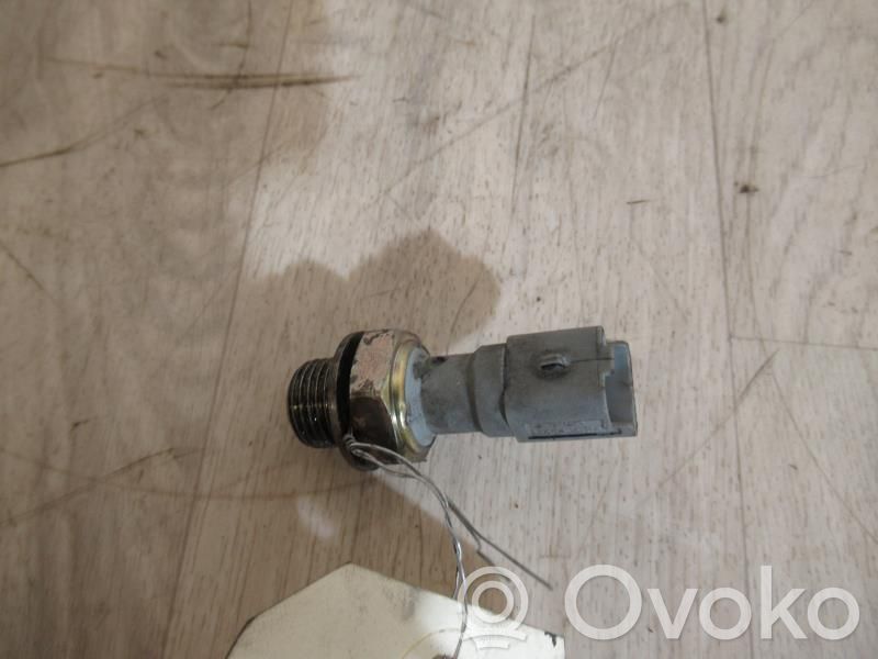 Sensor