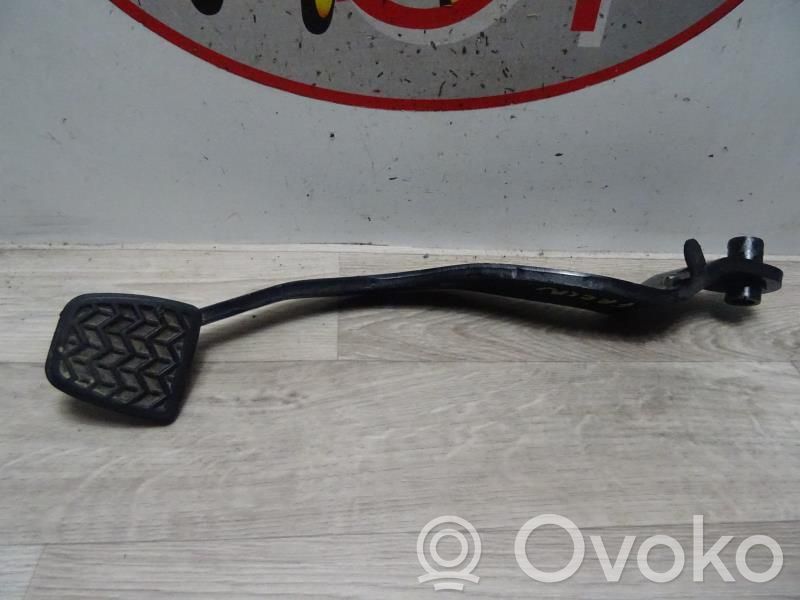 Toyota Avensis T250 Pedale del freno