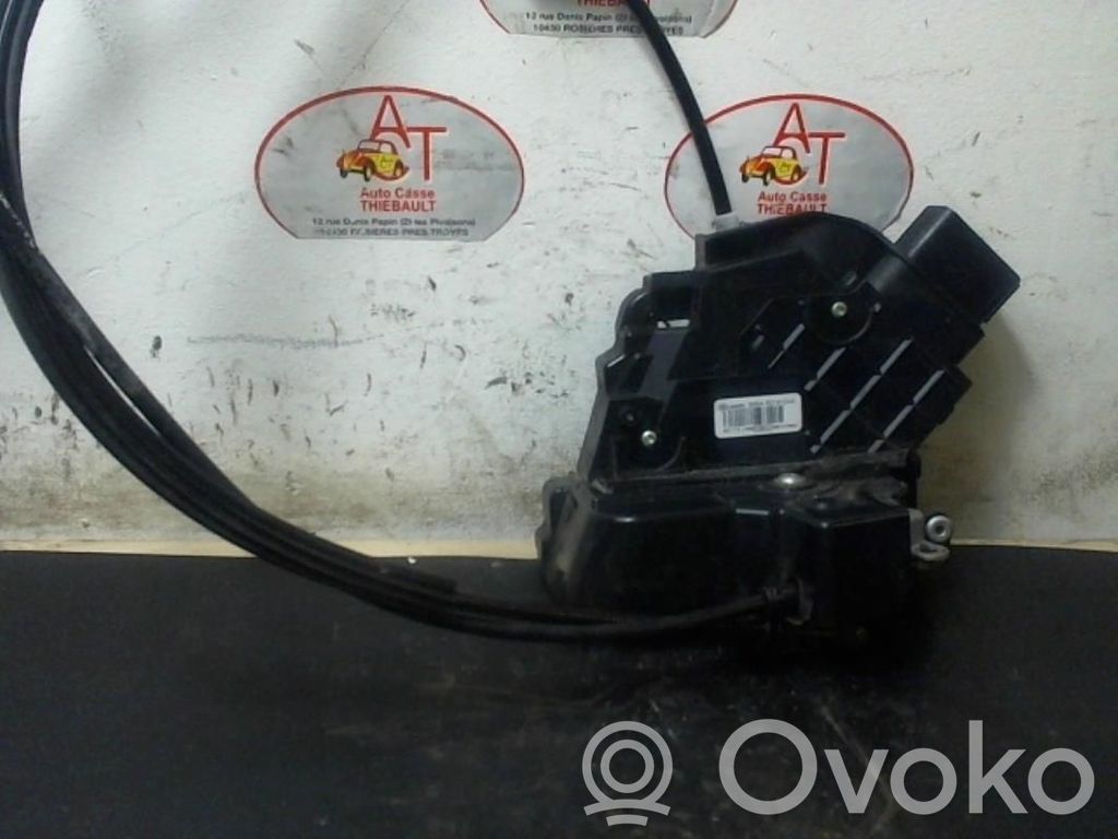 Ford C-MAX I Front door lock 