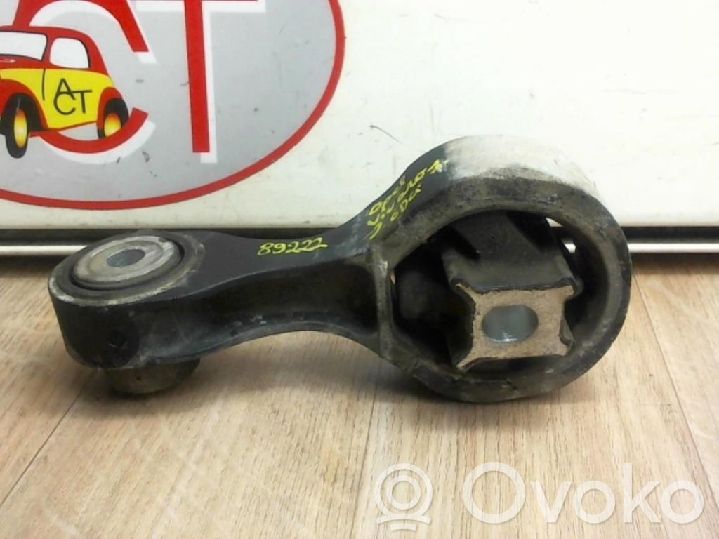 Gearbox mounting bracket