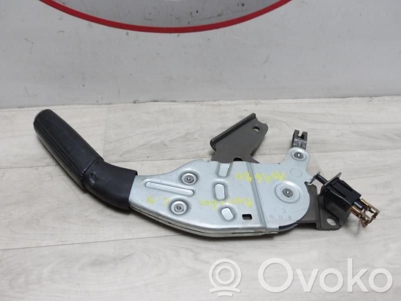 Mercedes-Benz A W169 Poignée de desserrage du frein à main