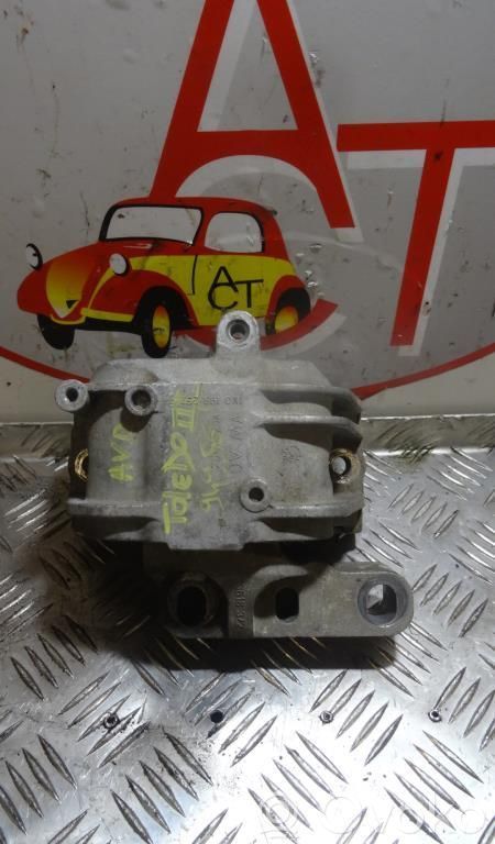 Soporte de montaje del motor