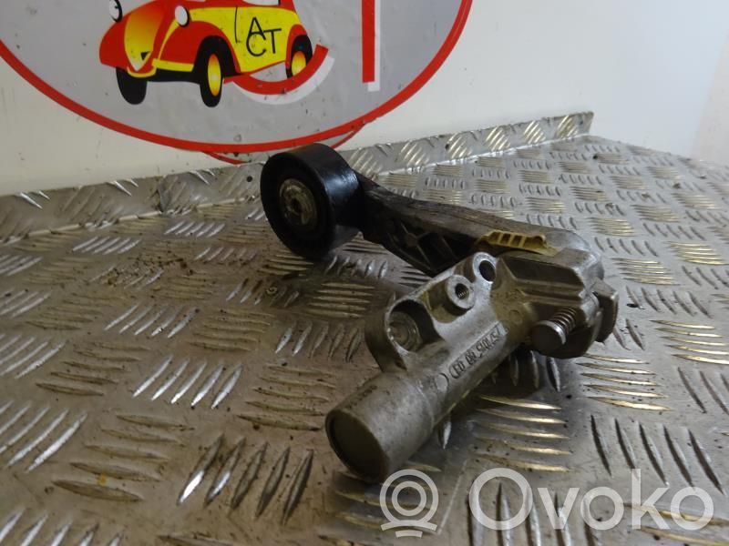 Autres pièces compartiment moteur