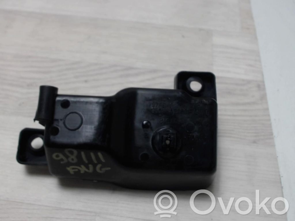 Front door interior handle   1034364,1034364