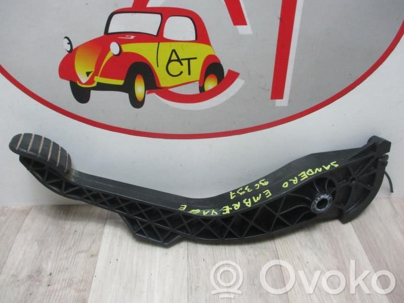 Dacia Sandero Pedal de embrague 