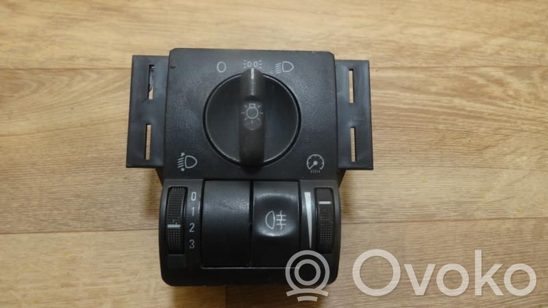 Opel Corsa C Light switch 