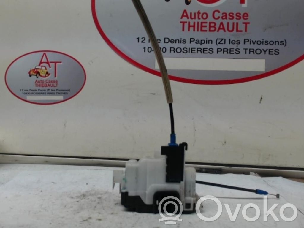 Fiat Fiorino Încuietoare ușă față 