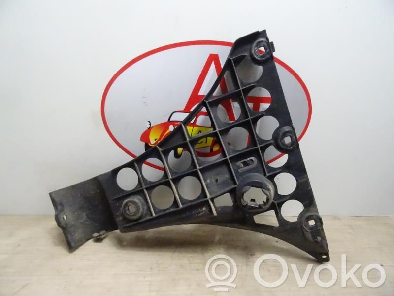 Rear bumper mounting bracket