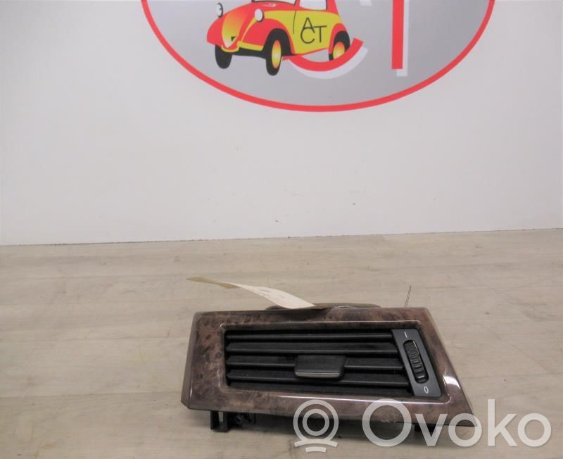 Grilă ventilație centrală
