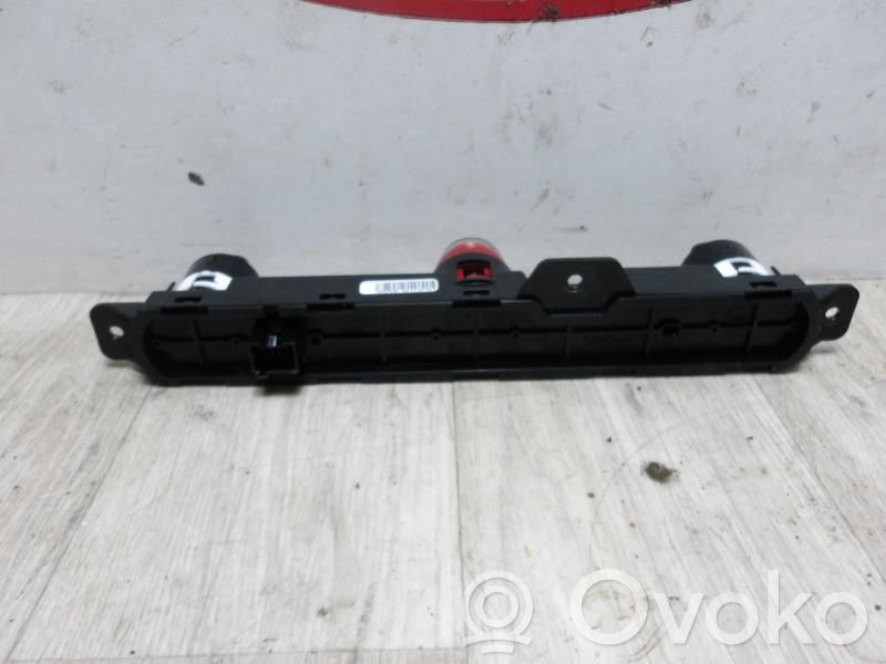 Fiat 500 Hazard light switch 