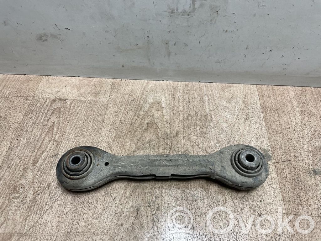 Brazo de suspensión trasero   33326772899,33326772899