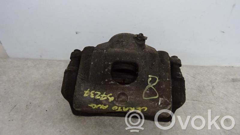 KIA Cerato Etujarrusatula 
