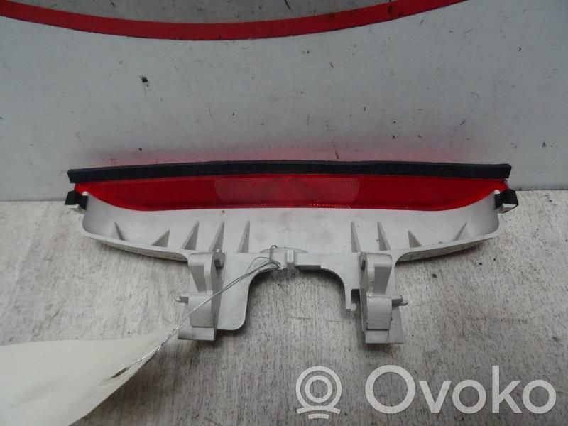 Mazda 3 II Third/center stoplight 