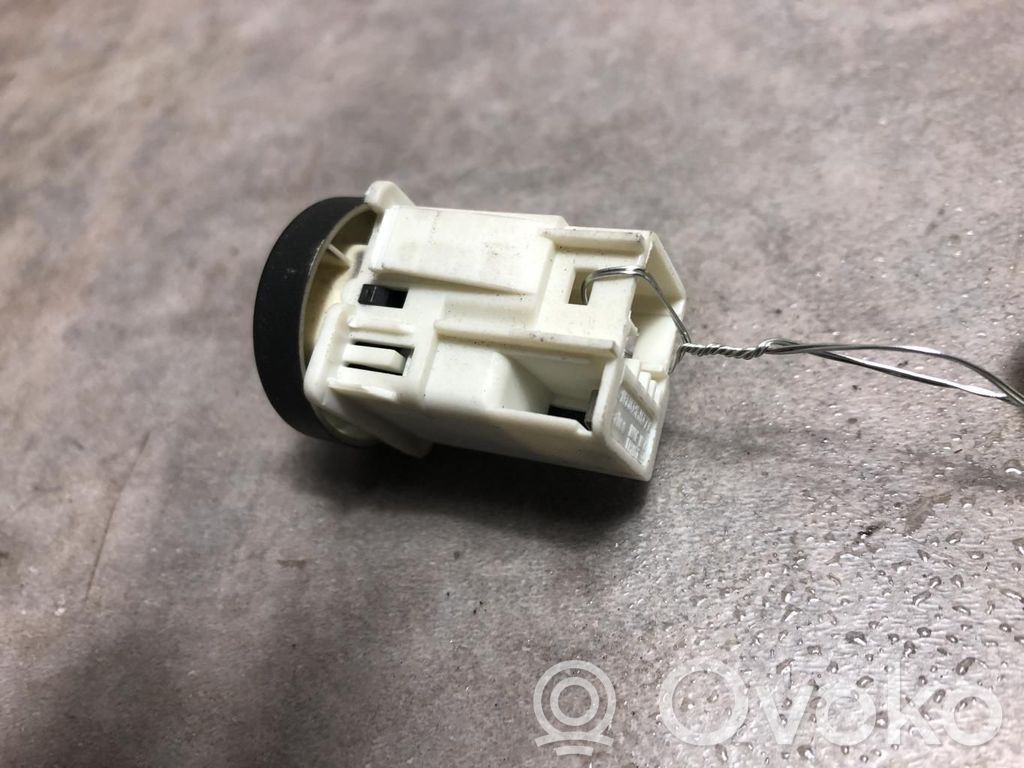 Other switches/knobs/shifts